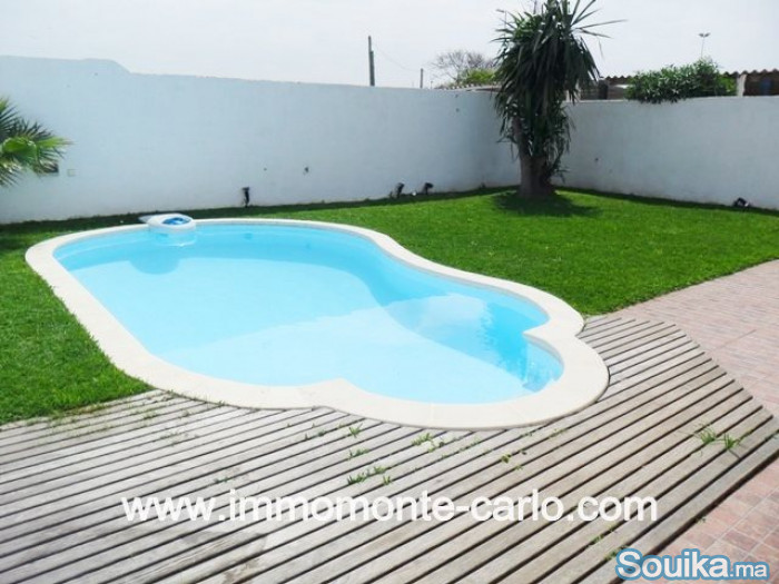 villa meublée avec piscine de plage à Sidi Abed