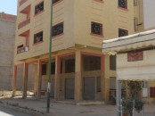 Bâtiment Deux Faces 180 m Semi Fini à Meknès