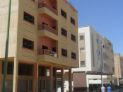 Bâtiment Deux Faces 180 m Semi Fini à Meknès