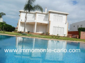 villa haut standing avec piscine à louer à Souissi