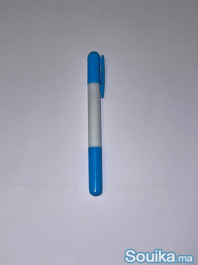 Stock de stylos Feutres et crayons