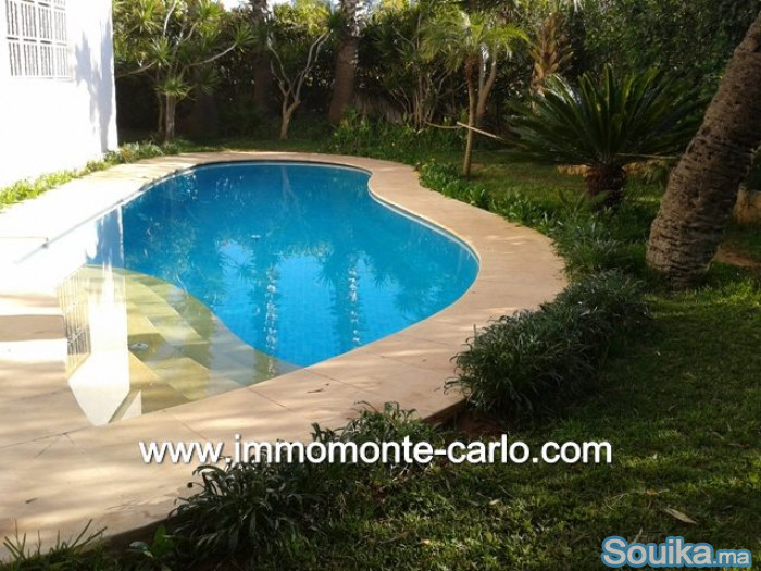 villa meublée avec piscine chauffée à Hay Riad