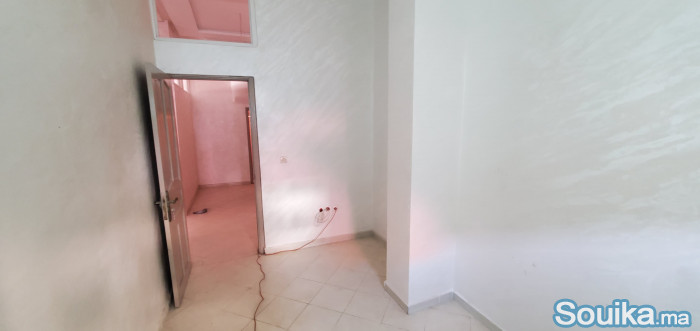 Appartement 3 chambres au RDC à louer à Deroua