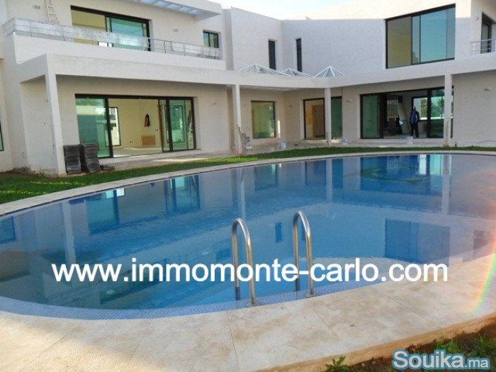 Villa neuve haut standing à louer à Souissi
