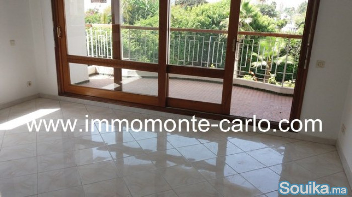villa avec chauffage central à Souissi