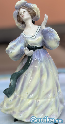 COLLECTION DE BELLES FIGURINES