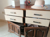 une commode pratique et spacieuse
