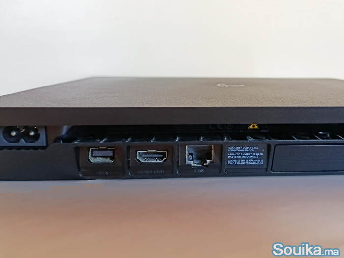 PS4 Slim 1TB Flashé v9.00 Comme neuf