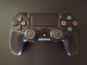 PS4 Slim 1TB Flashé v9.00 Comme neuf