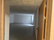 Plateau de bureau au 1er étage avec ascenseur ce