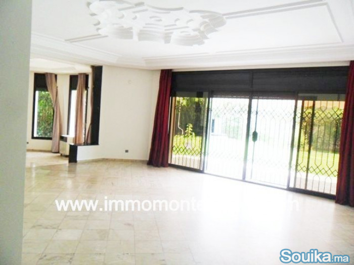 Location dune belle villa darchitecte à Hay Riad