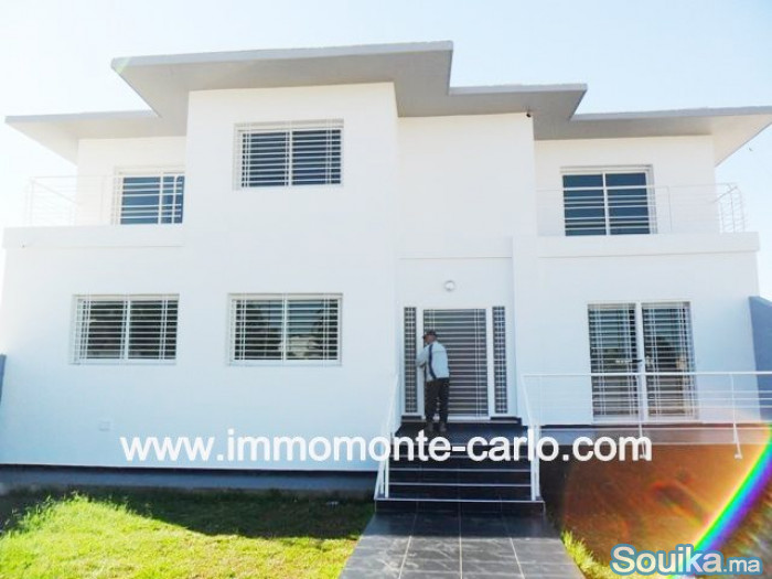 Jolie villa neuve à louer à Souissi