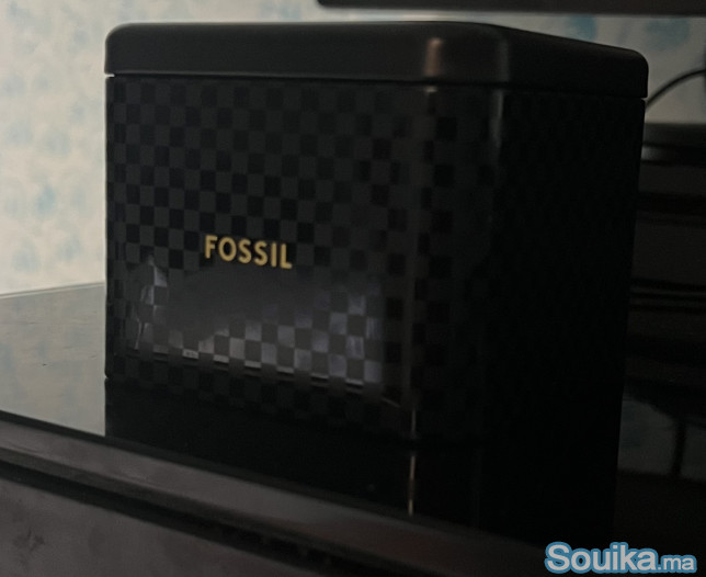Montre de marque FOSSIL pour femme