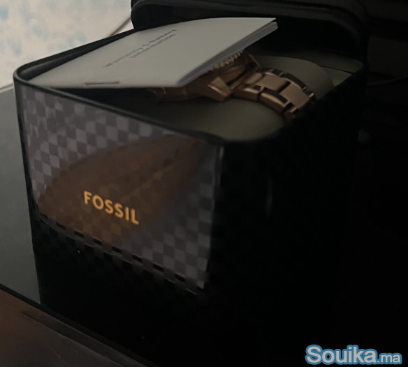 Montre de marque FOSSIL pour femme