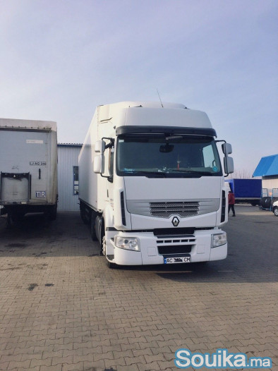 Chauffeur camion à Nador