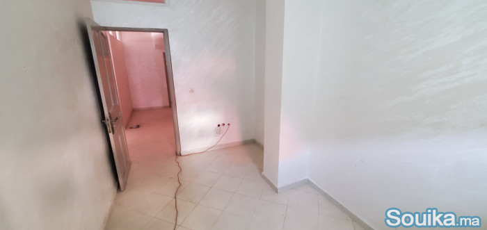 Appartement 3 chambres au RDC à louer à Deroua