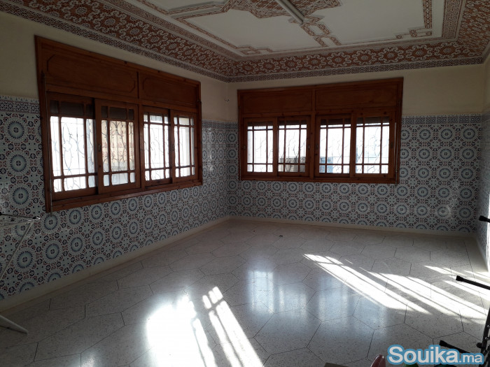 appartement et commerce a vendre a fes