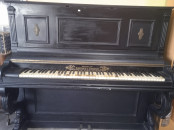 Piano style rustique