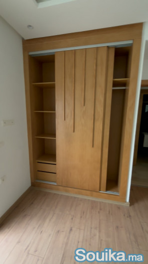 Appartement 64 m à vendre près de Mehdia