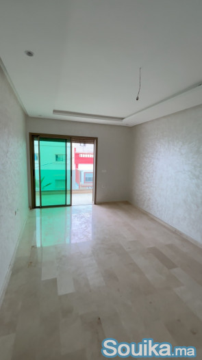 Appartement 64 m à vendre près de Mehdia