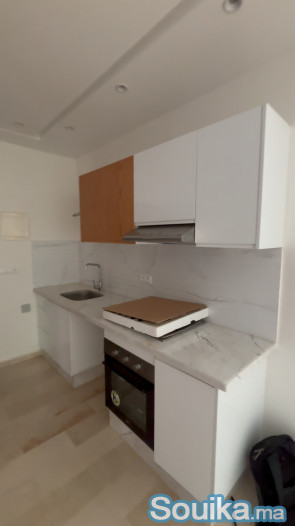 Appartement 64 m à vendre près de Mehdia