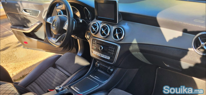 MERCEDES 220